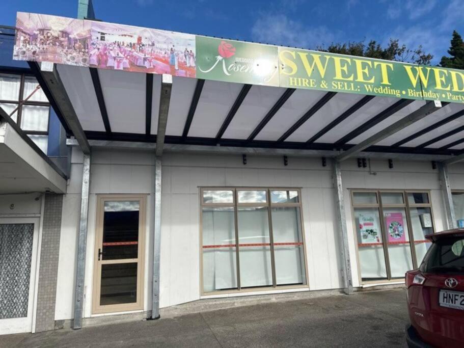 Otahuhu Town Centre Brand New Apartment 8B Auckland Eksteriør bilde