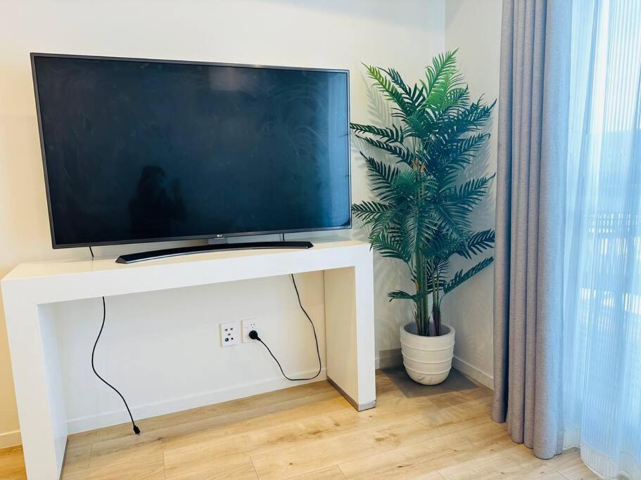 Otahuhu Town Centre Brand New Apartment 8B Auckland Eksteriør bilde