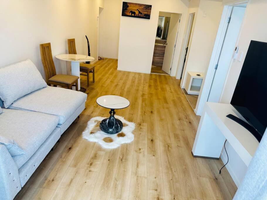 Otahuhu Town Centre Brand New Apartment 8B Auckland Eksteriør bilde